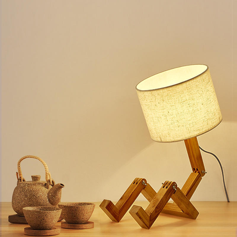 Fun Robot Wooden Base Table Lamp M20174